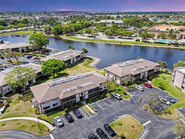 Building Photo - 9887 N Belfort Cir