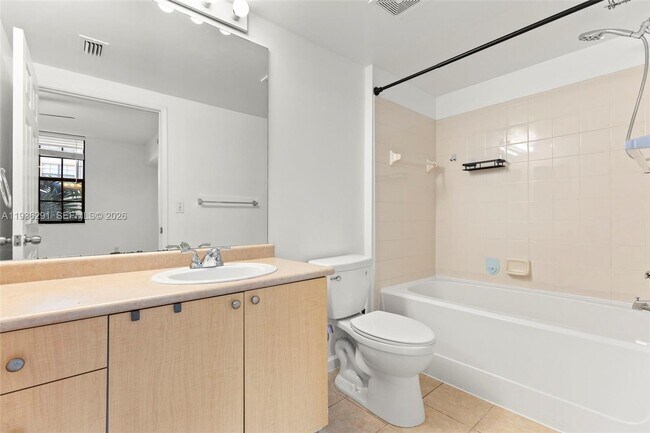 Building Photo - 1919 Van Buren St