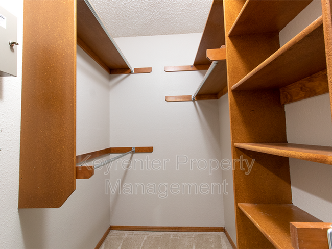 Building Photo - 5009 Kindling Ln