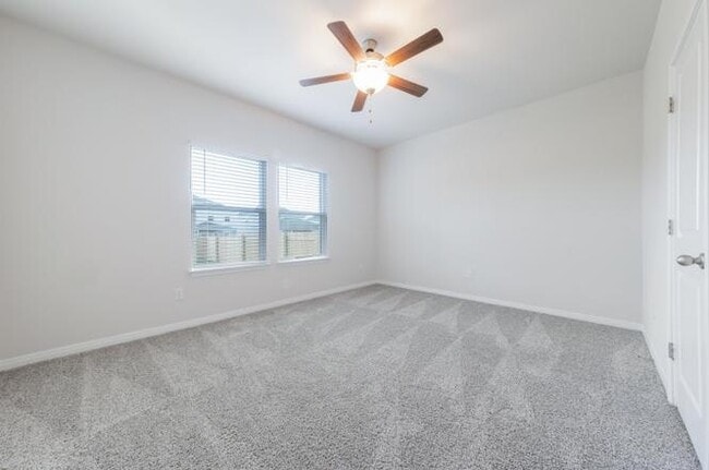 Building Photo - 14317 Heartland Dr