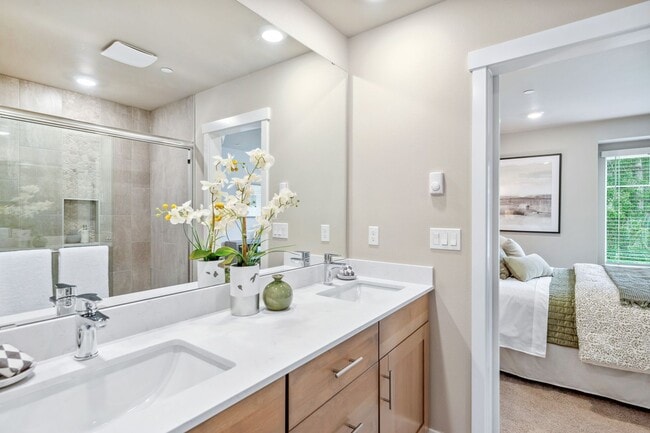 Building Photo - 3 Bed | 3.5 Bathroom | 1626 Sq Ft | $3,450