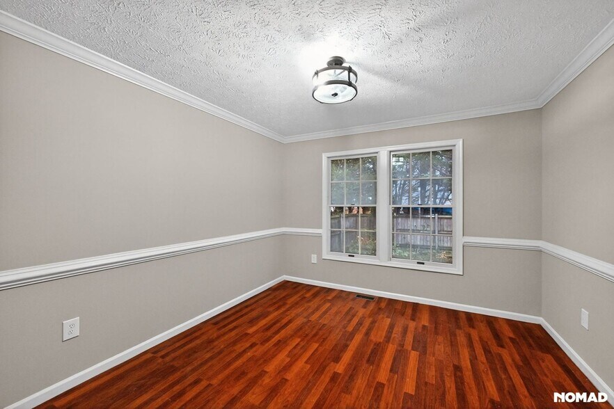 Building Photo - 8204 Coneflower Way