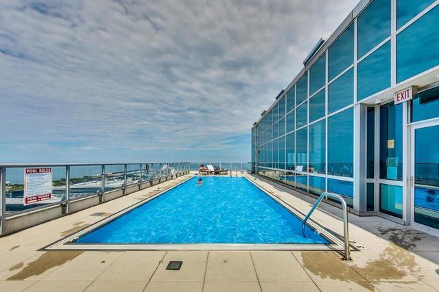 Building Photo - 1629 S Prairie Ave