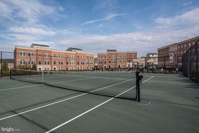 Building Photo - 124 Liriope Place