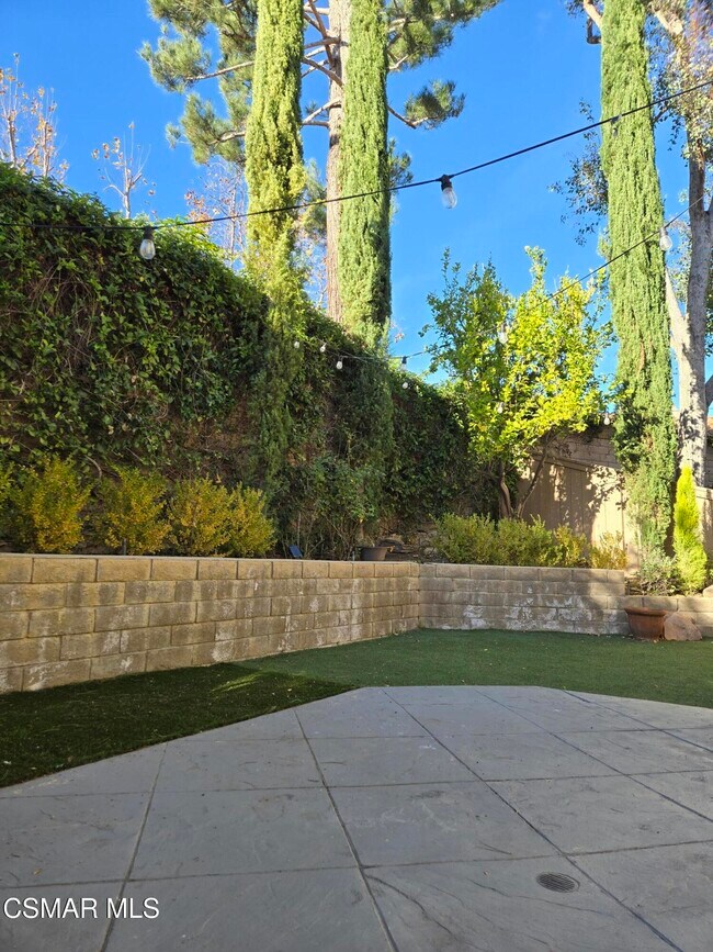 Building Photo - 491 Novara Way