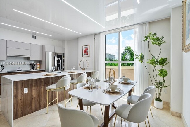 Building Photo - 17555 Atlantic Blvd