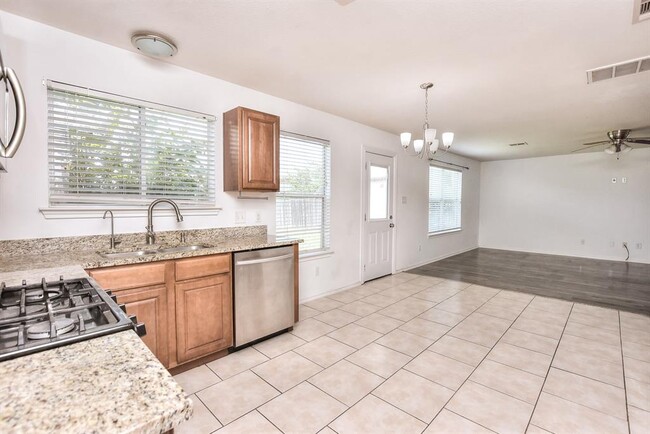 Building Photo - 233 Brandons Way