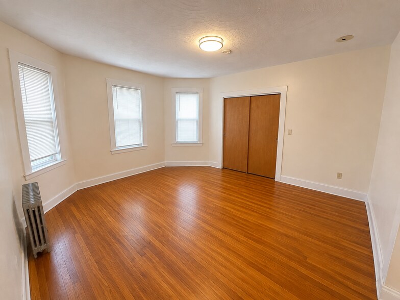 Building Photo - 333 Alewife Brook Pky