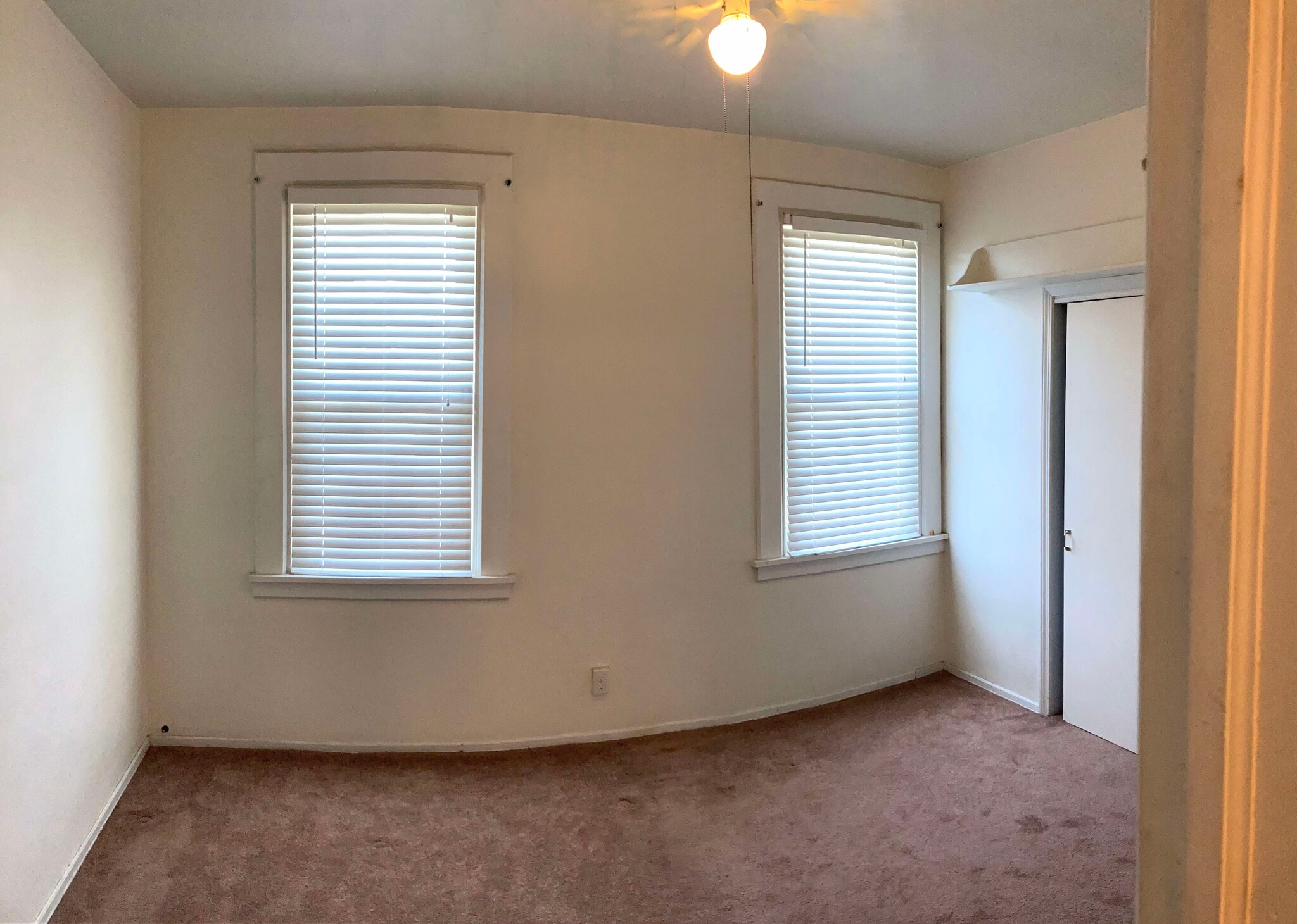 Building Photo - 1914 Wayne St