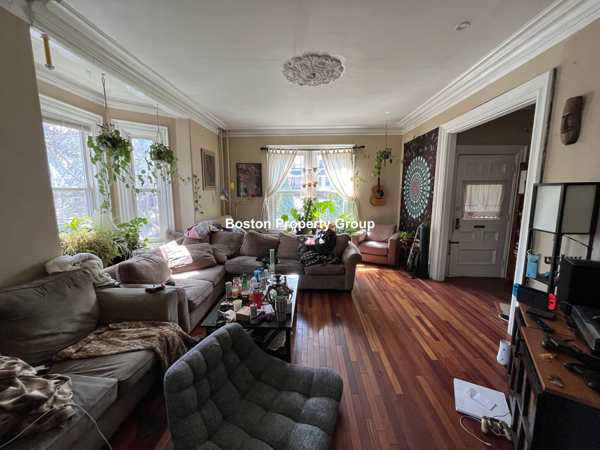 Building Photo - 13 Sparhawk St