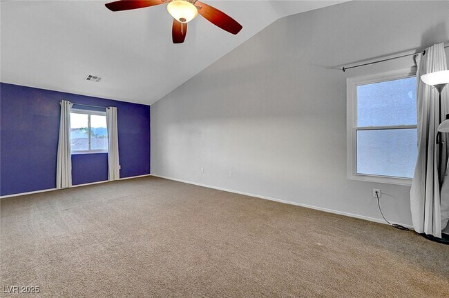 Building Photo - 5470 Logville St