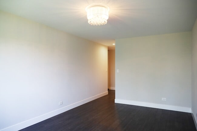 Building Photo - 434 Clinton Pl