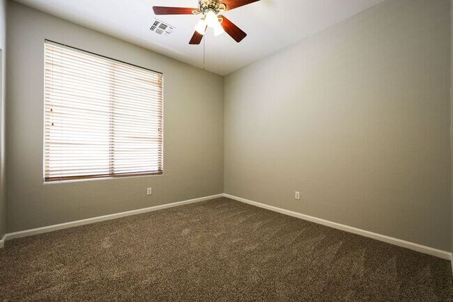Building Photo - Now Available in Chandler! Spacious 4 Bedroom Home in Carino Estates!