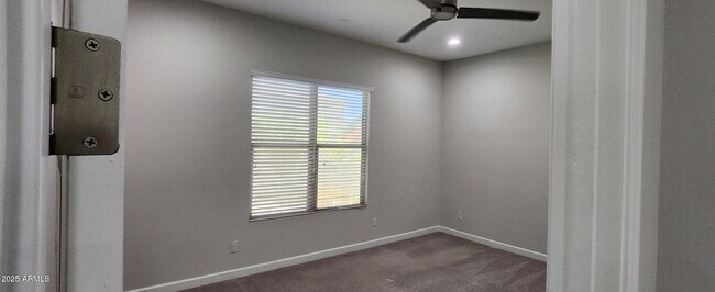 Building Photo - 6621 E Villa Rita Dr