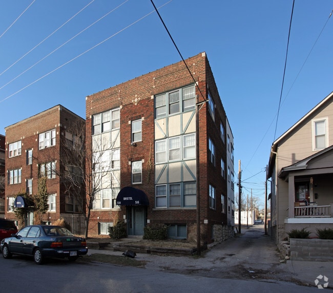 Primary Photo - 516-518 W 39th Ter