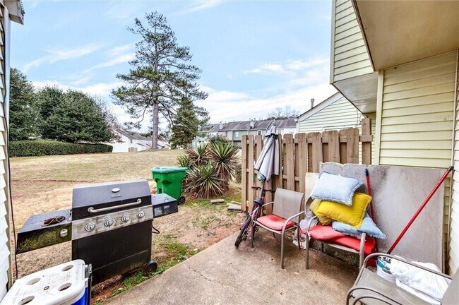 Building Photo - 6638 Witherington Ct NW