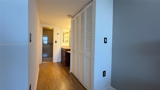 Building Photo - 5701 Collins Ave