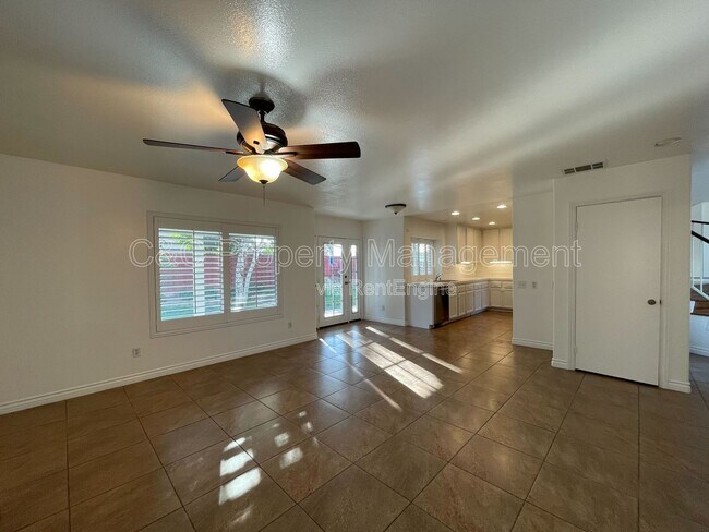 Building Photo - 1496 Lechuga Way