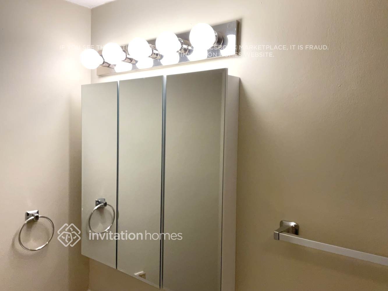 Building Photo - 433 Janine Ln