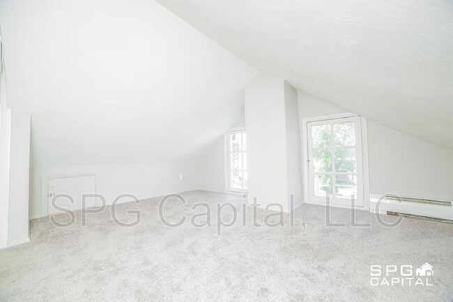Building Photo - 255 Chambersburg St