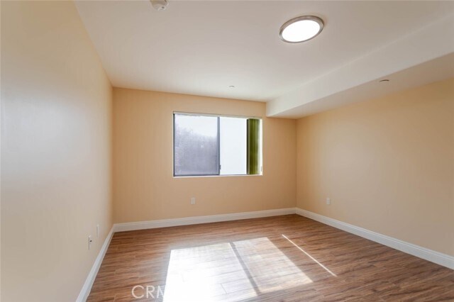 Building Photo - 1466 Tamarind Ave