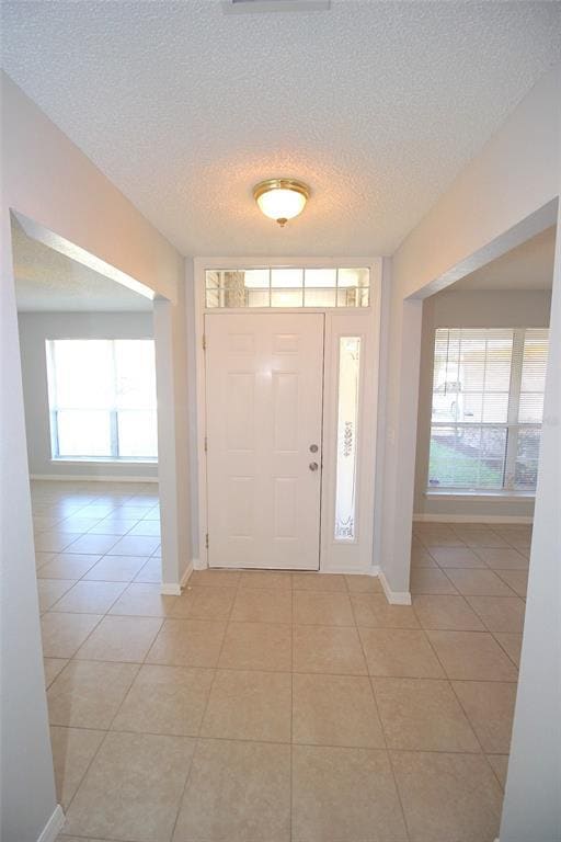 Building Photo - 12 Round Table Ln
