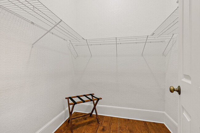 Building Photo - 92 Washington St