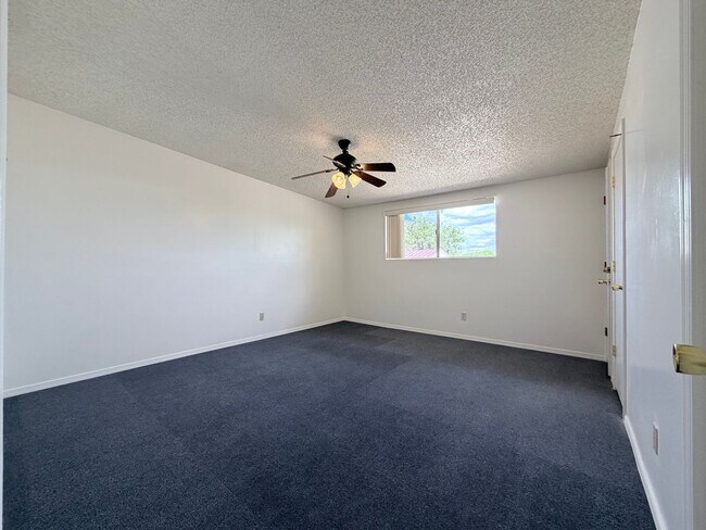 Building Photo - 3BR/2BA/2CP 1,245 sq.ft. rental in Huachuca City, AZ