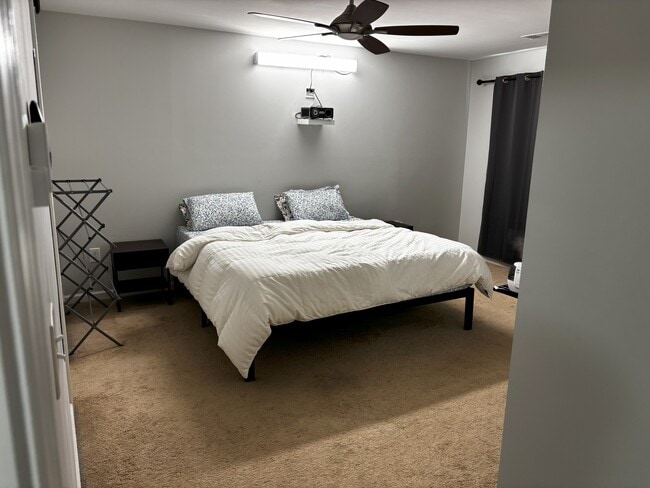 Building Photo - 5600 Moresby Ct