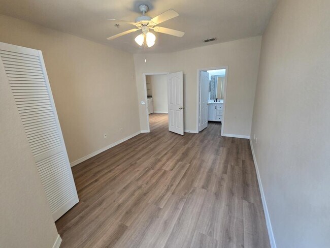 Building Photo - 2651 Maitland Crossing Way