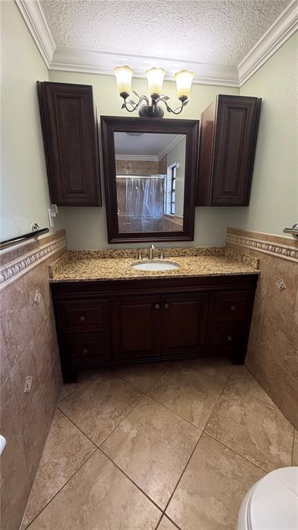 Building Photo - 2101 Good Homes Rd