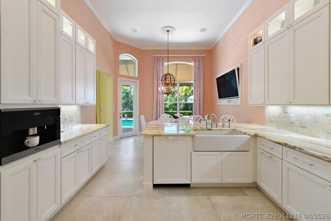 Building Photo - 14284 Stroller Way