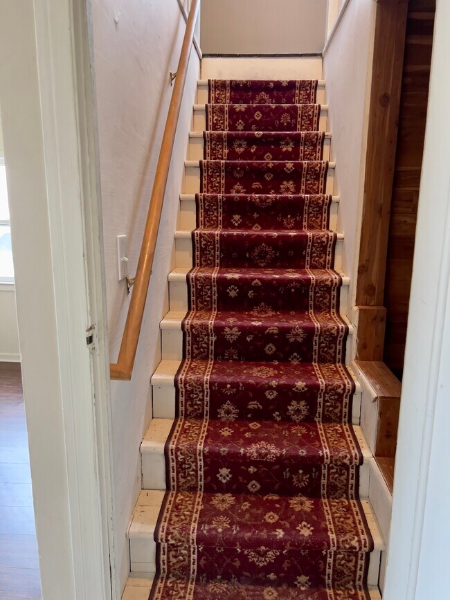 Building Photo - 4705 Ardmore Ave