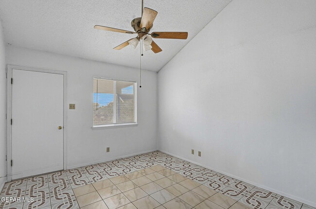 Building Photo - 905 Mark Wallace Ln