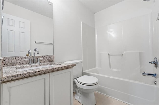 Building Photo - 6427 Wellington Chase Ct