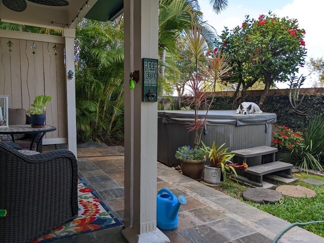 Building Photo - 95-1025 Aahu St