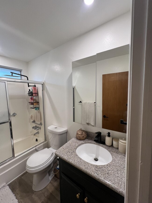 Building Photo - 1467 Everton Pl