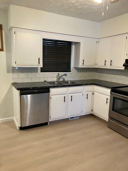 Building Photo - 4908 Kendal St SW