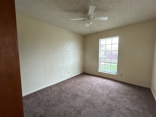 Building Photo - 2909 Trailridge Cir