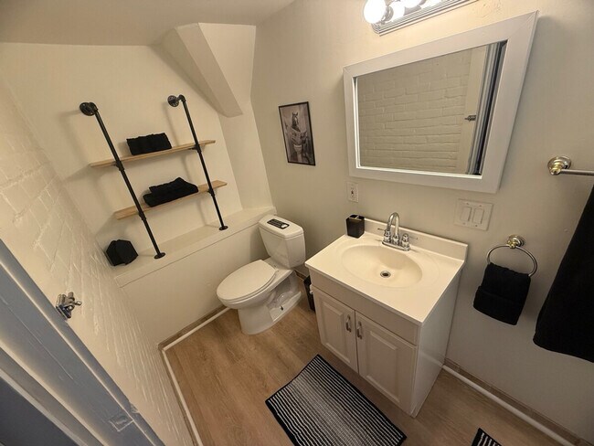 Building Photo - 2900 Champa St