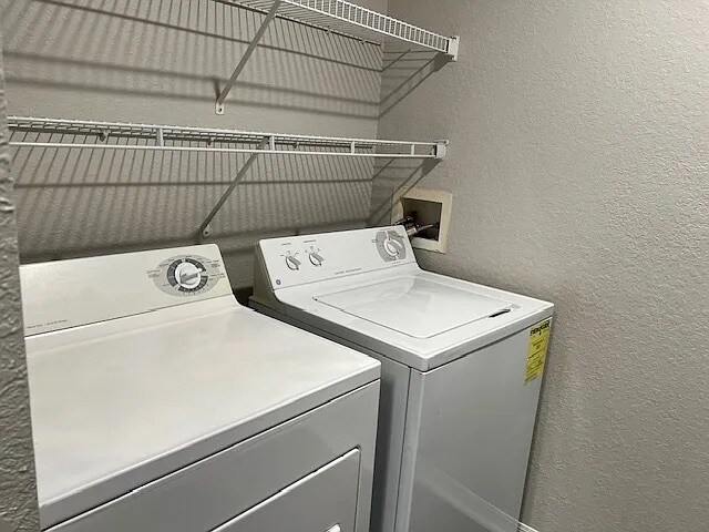 Building Photo - 844 Grand Regency Pointe