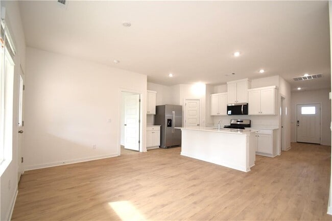 Building Photo - 367 Florida Ave