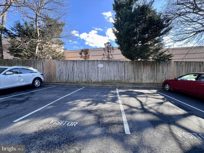 Building Photo - 1525 Templeton Pl