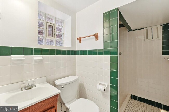 Building Photo - 5008 44th St NW