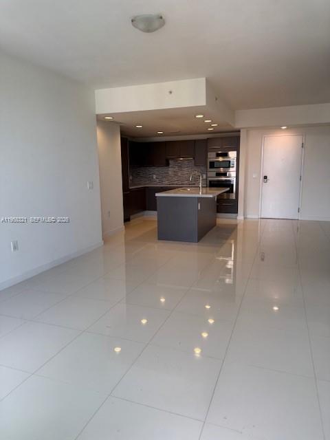 Building Photo - 7875 NW 107th Ave