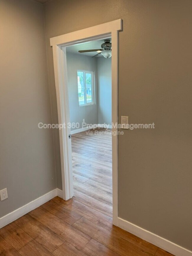 Building Photo - 144 Primrose Ave