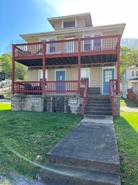 Building Photo - 936 Hansen St