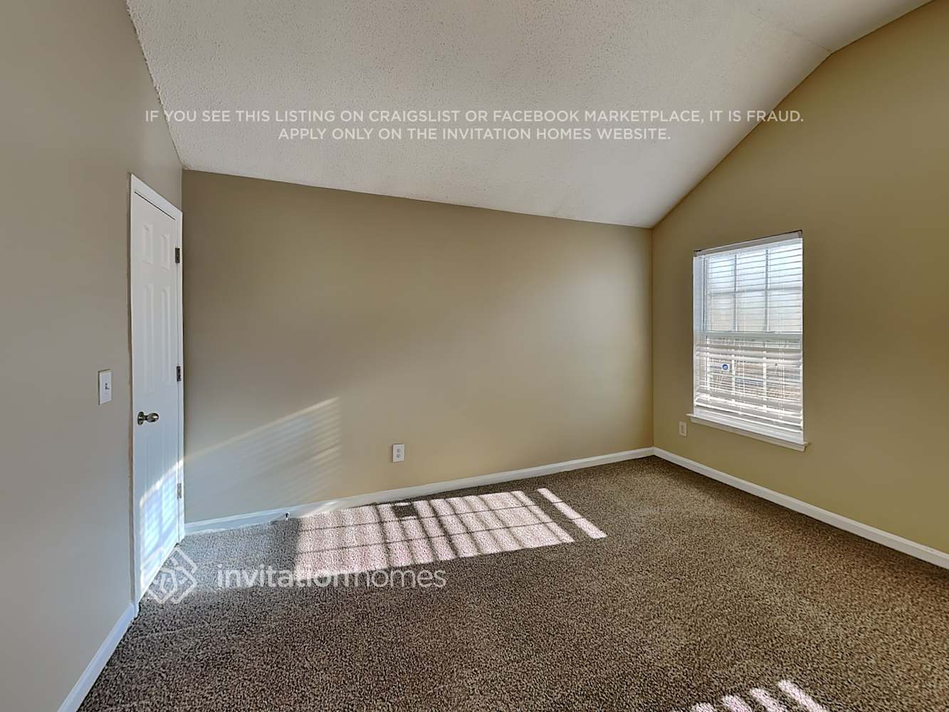 Building Photo - 215 Marriott Dr