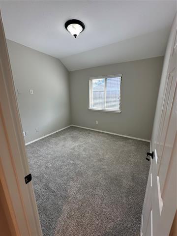 Building Photo - 9321 Fenway Dr