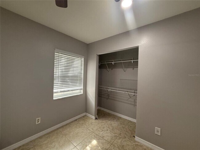 Building Photo - 4410 Waltham Ave